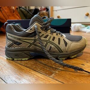 ASICS sneakers size 7